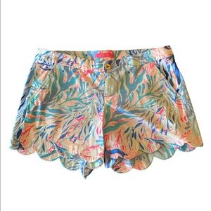 Lilly Pulitzer 5” Buttercup Hem Shorts